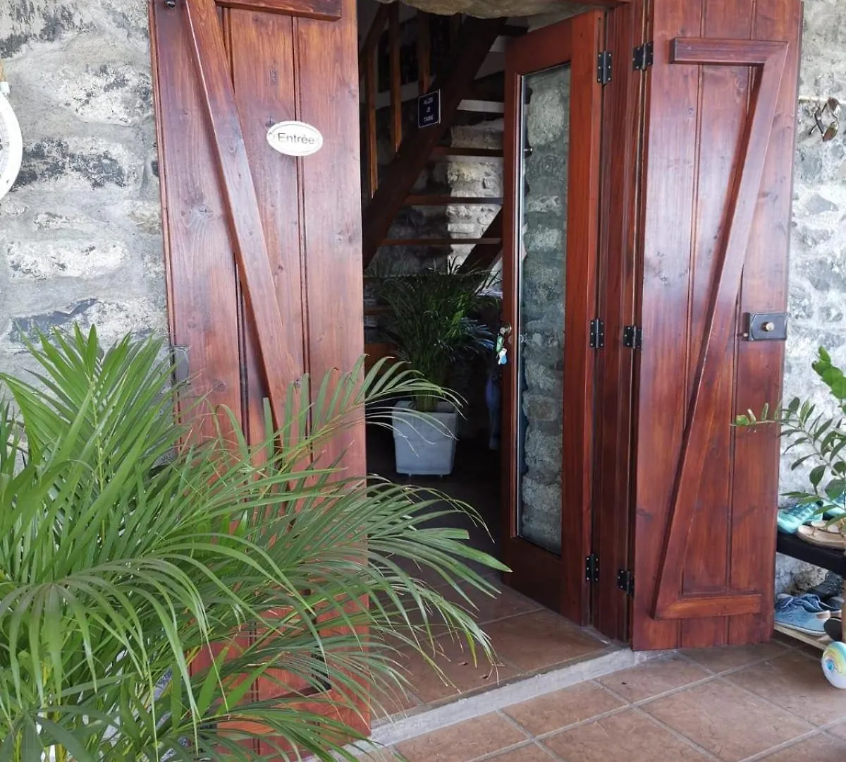 Oasis In Madeira By Ymr Vila Raposeira do Logarinho 0*,